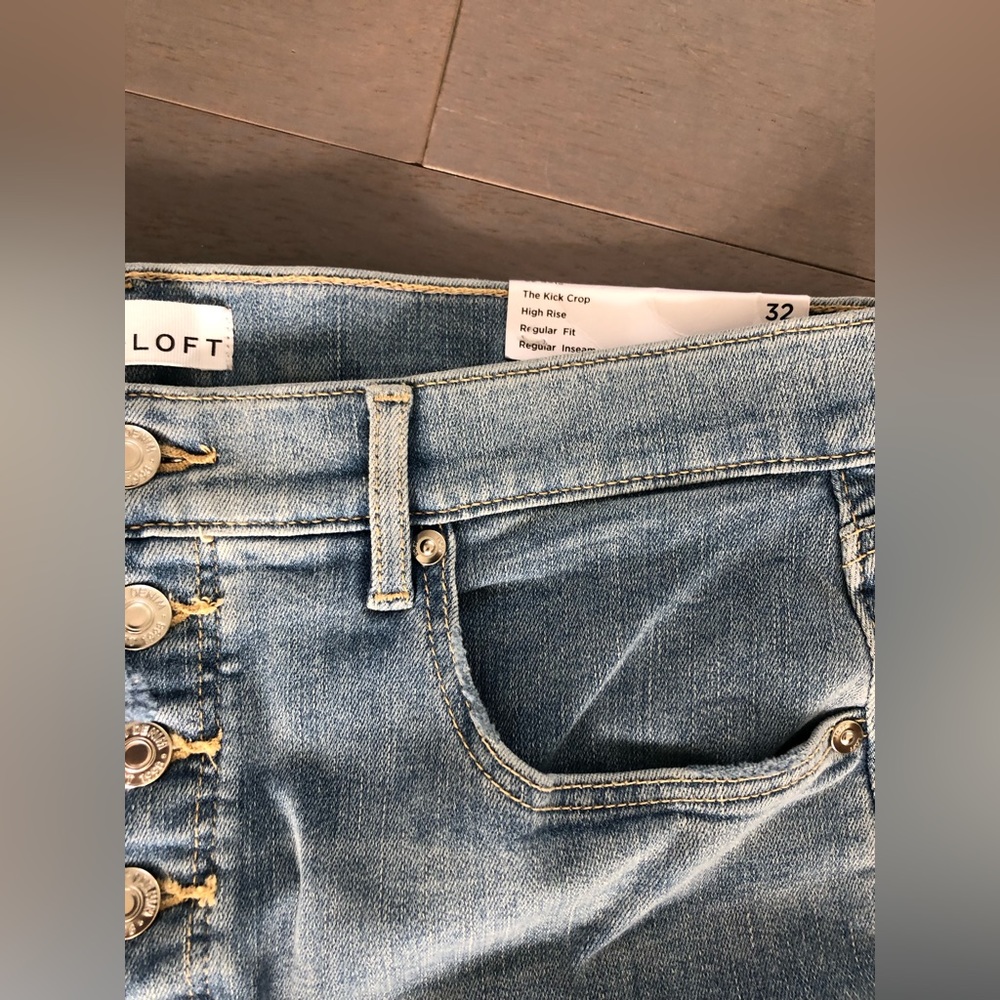 New loft button high rise crop jeans - Picture 2 of 4